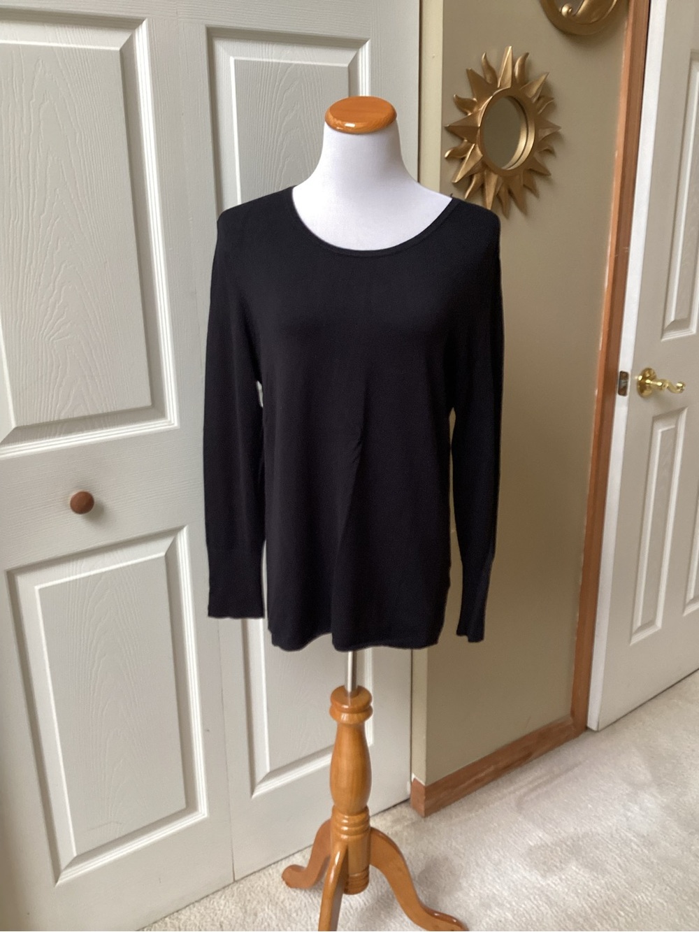 JM Collection Black Long-Sleeve Crew Neck Top
